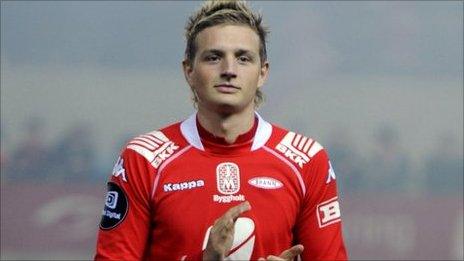 Norwegian striker Erik Huseklepp