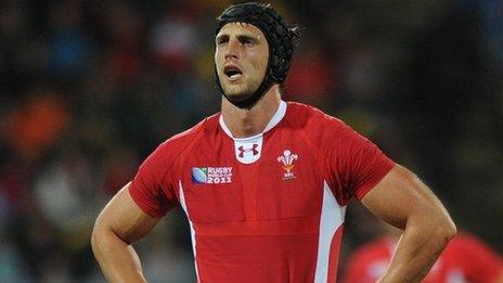 Luke Charteris