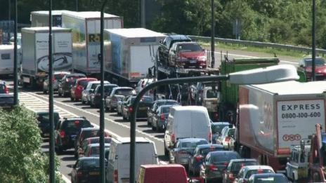 Tailbacks on M4 near Brynglas tunnels