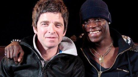 Noel Gallagher interviews Mario Balotelli