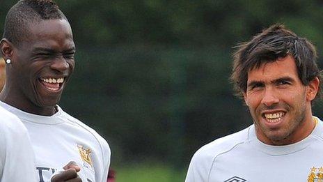 Mario Balotelli, Carlos Tevez