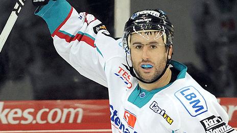 Graeme Walton was one of six scorers for the Belfast Giants away to Edinburgh