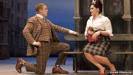 Owain Arthur and Jodie Prenger in One Man, Two Guvnors (Photo: Johan Persson)