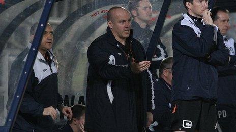 Luton manager Gary Brabin