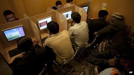 Internet cafe in Islamabad (March 2012)