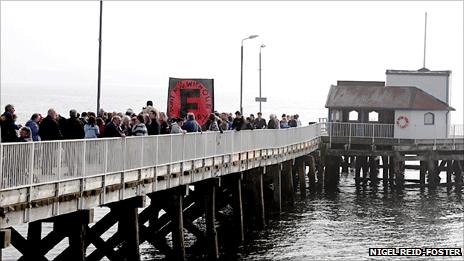 Protest on Kilcreggan Pier. Photo courtesy of Nigel Reid-Foster