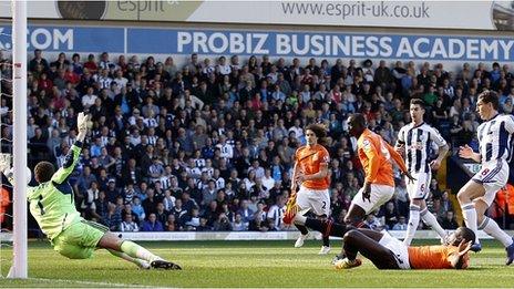 Papiss Cisse scores for Newcastle