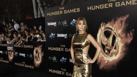 Jennifer Lawrence plays Katniss Everdeen