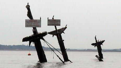 Masts of SS Richard Montgomery