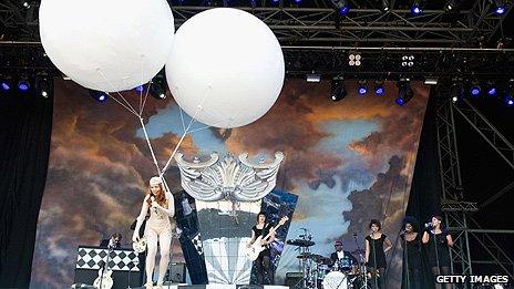 Paloma Faith on Glastonbury's Pyramid Stage in 2010