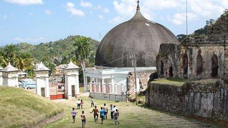 The way out of Sans-Souci Palace