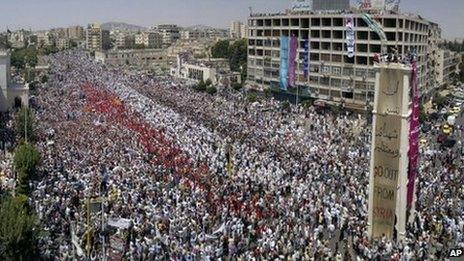 Protest in Hama (22 July 2011)