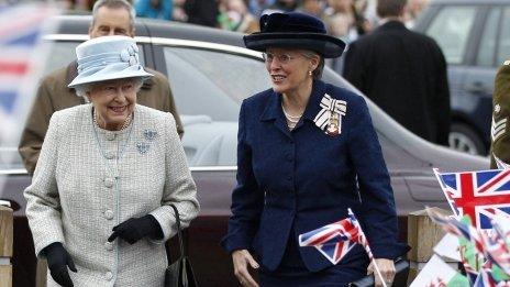 The Queen arriving in Aberfan