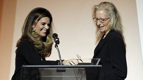 Maria Shriver (left) and Annie Leibovitz