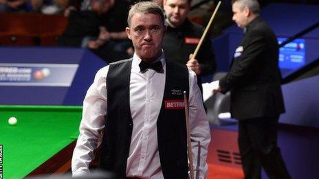 Seven-time world champion Stephen Hendry announced his retirement on Tuesday