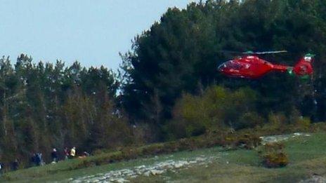 Wales Air Ambulance arrives on scene at Llanddulas after a paragliding incident (Twitter: @llandulas)