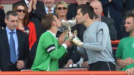 Guernsey lift the Muratti Vase