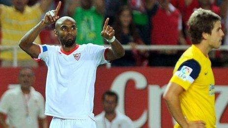 Fredi Kanoute in action for Sevilla