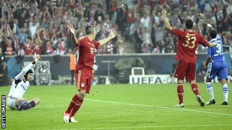 Franck Ribery's (second left) effort is ruled out for offside