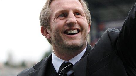 Widnes Vikings coach Denis Betts