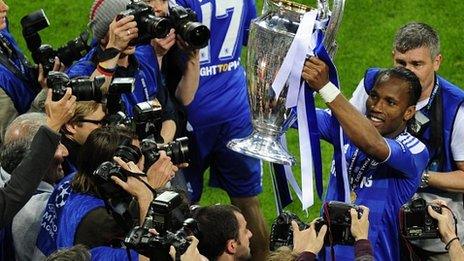 Didier Drogba lifts the Champions League trophy