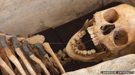 Skeleton of Roman woman found in Cambridge