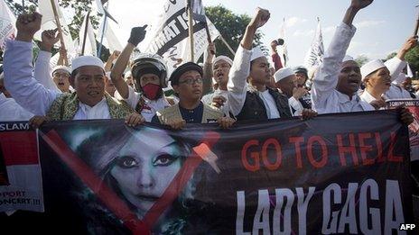 Islamic hardliners rally against the Lady Gaga concert in Jakarta. 25 May