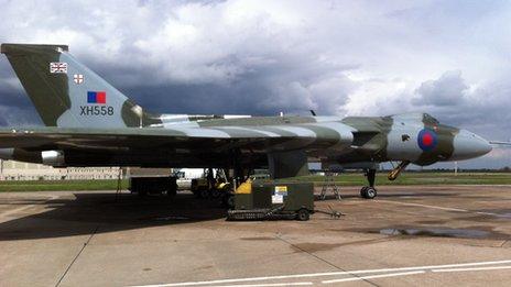 Vulcan XH558 at Robin Hood Airport