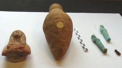 Ancient Egyptian artefacts
