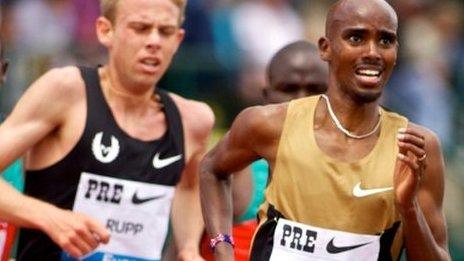 Mo Farah (right)