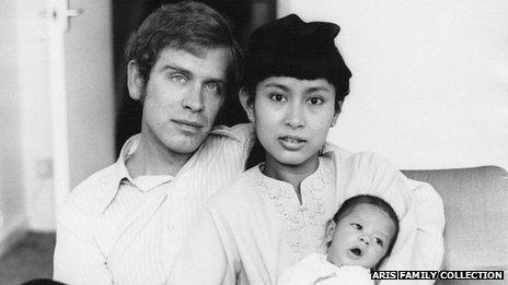 Michael Aris and Aung San Suu Kyi with their son Alexander in London in 1973