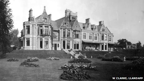 Insole Court in 1909