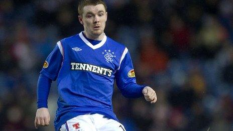 John Fleck refused to transfer his Rangers contract to the new company