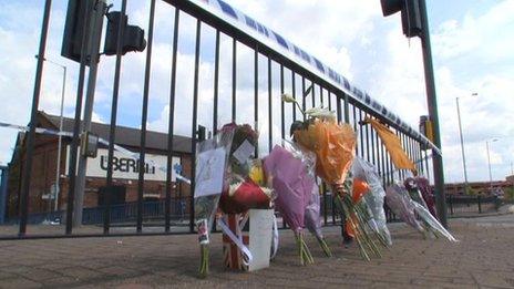 Flowers outside nightclub