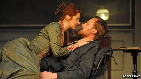 Emma Hamilton as Hedda Gabler with Jack Hawkins as Jorgen Tesman