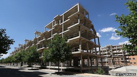 Abandoned construction in Ciudad Valdeluz, Spain, 9 Jul 12