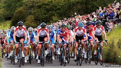 Cyclists at test event on Box Hill