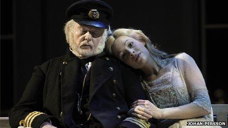 Derek Jacobi (Captain Shotover) and Fiona Button (Ellie Dunn) in Heartbreak House