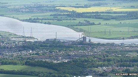 Alloa and the Forth - pic by Richard Webb/ Geograph