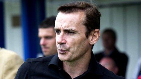 St Mirren manager Danny Lennon