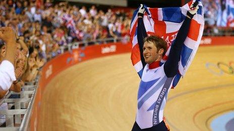 Jason Kenny wins gold in the men's individual sprint at London 2012