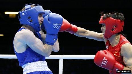 Paddy Barnes v Zou Shiming