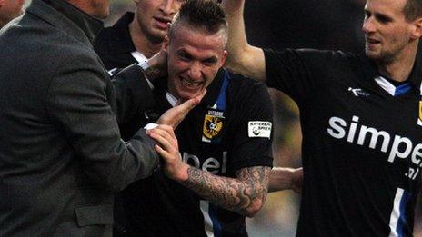 Alexander Buttner