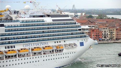 Costa Fascinosa leaves Venice, crossing the sea in front of St. Mark square (File)