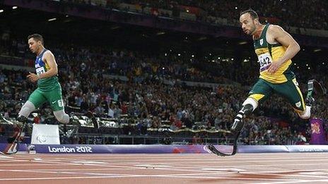 Alan Fonteles Cardoso Oliveira wins gold ahead of Oscar Pistorius