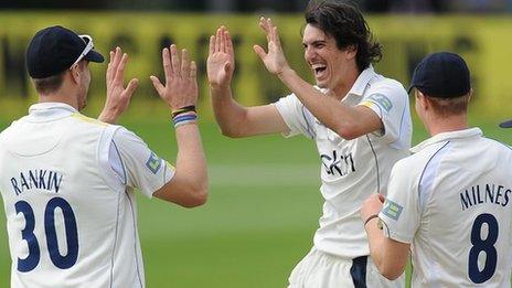 Warwickshire celebrate