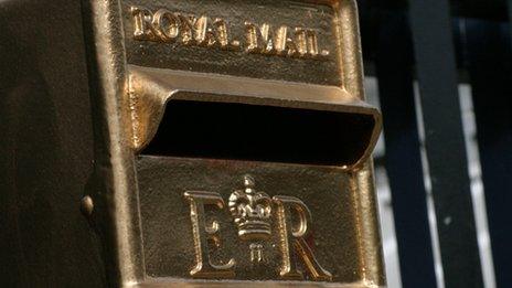 Unofficial gold postbox