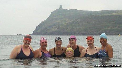 Aspire Manx Minkes Channel Swimming relay Team