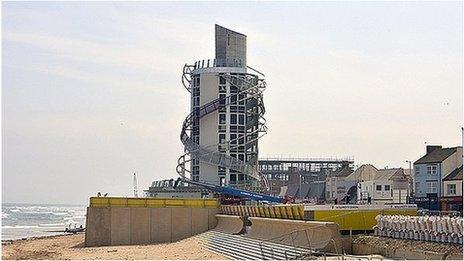 Redcar vertical pier