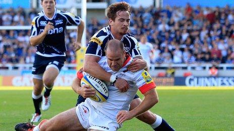 Danny Cipriani tackles Charlie Hodgson